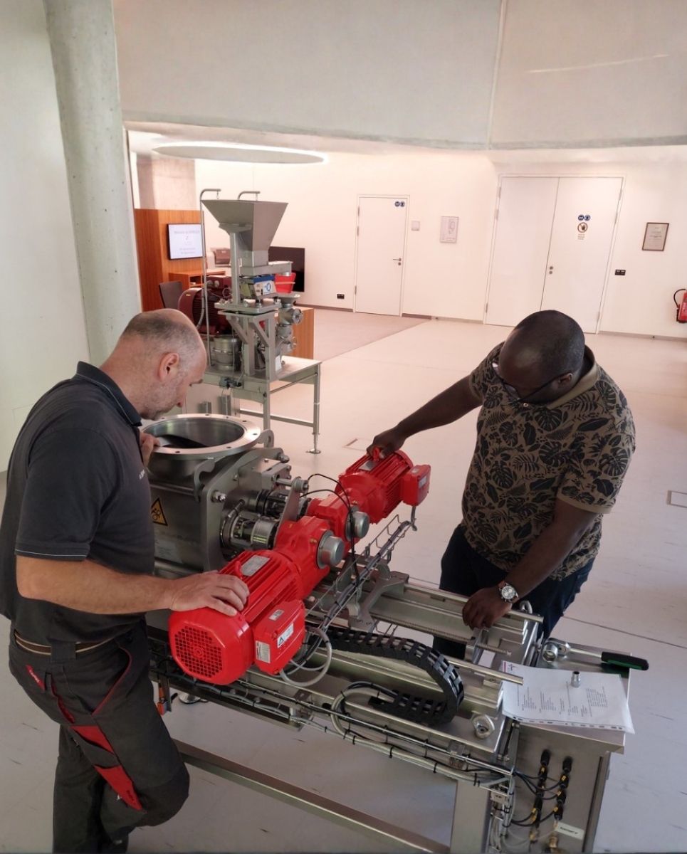 On-site training at the facility of our machine builder partner